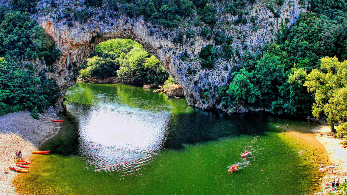 Gorge de l’Ardèche en canoë